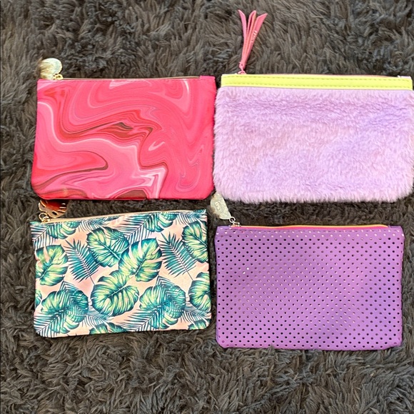 Colorful Assorted Pouches Set - Picture 2 of 3